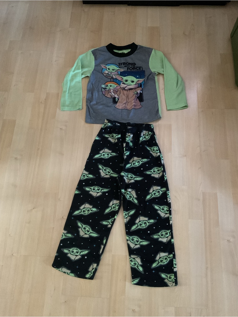 Star Wars Kids Pajama Set and matching robe - Grogu Print